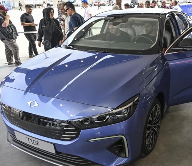 TEKNOFEST'te Togg'un yeni modeli T10F'e vatandaşlardan yoğun ilgi