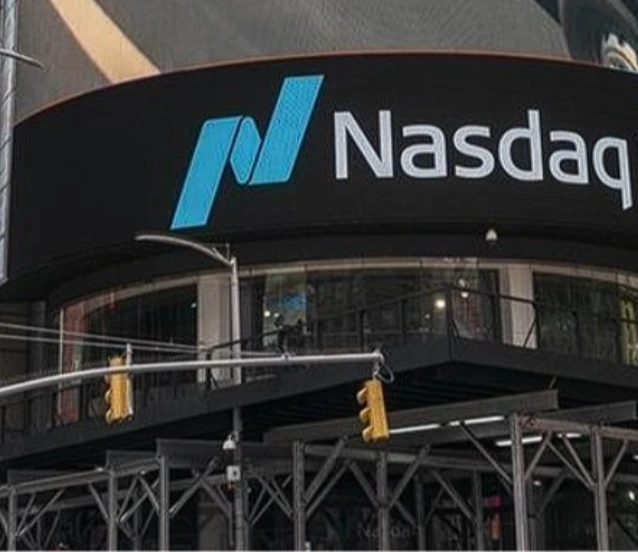 Nasdaq Mart 2025’ten bu yana en kötü ayına yöneldi