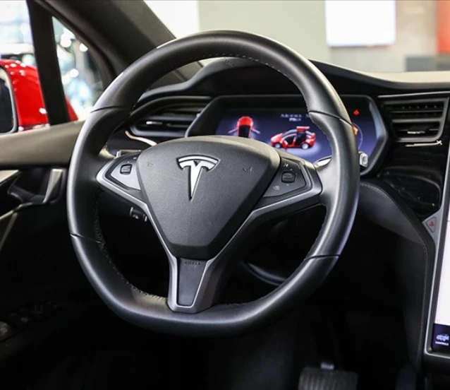 Tesla, yaklaşık 13 bin aracını batarya sorunu nedeniyle geri çağırıyor