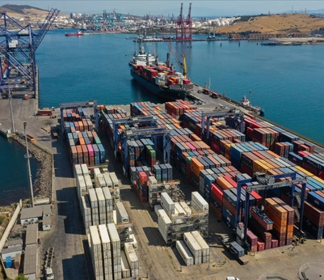 Ticaret Bakanlığı: ABD gümrük vergilerinde Türkiye pozitif ayrıştı