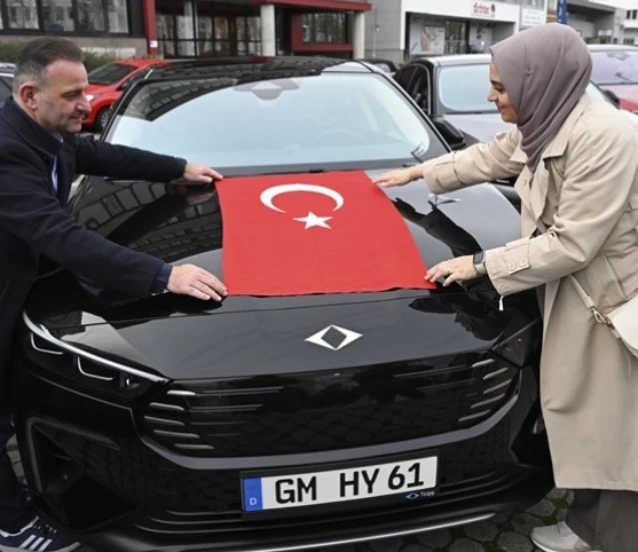 Togg Avrupa’da sahneye çıktı: Almanya’da ilk teslimatlar yapıldı