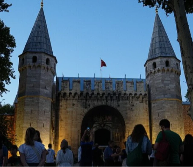 Topkapı Sarayı’nda gece turu: Yeni bölümler ilk kez görülecek