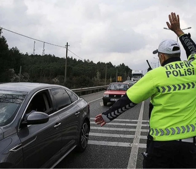 Trafikte yeni önlemler: 520 hız sistemi, 1586 mobil radar