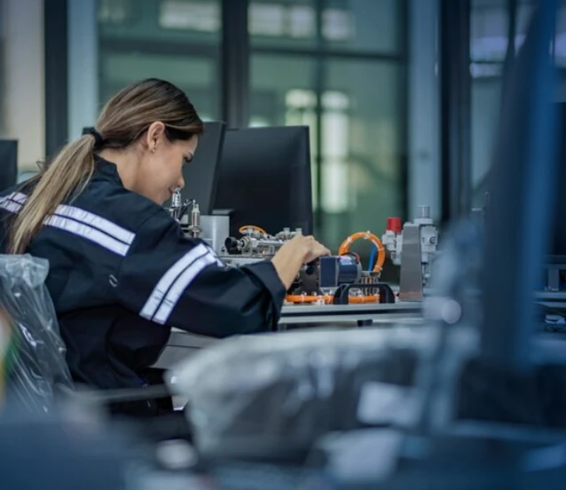 Tüm zamanların rekoru: Elektronik sektöründen ilk çeyrekte 4,2 milyar dolarlık ihracat