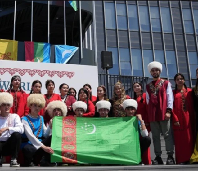 Türk devletlerinden öğrenciler Türk Dünyası Kültür Festivalinde buluştu