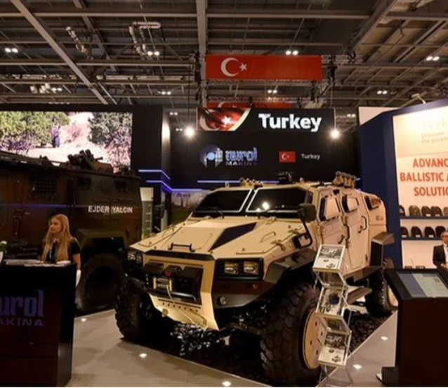 Türk savunma sanayi firmalarından Londra çıkarması