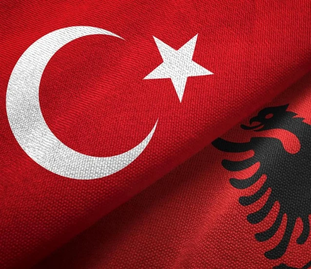 Türk ve Arnavut iş insanları Tiran'da buluştu!