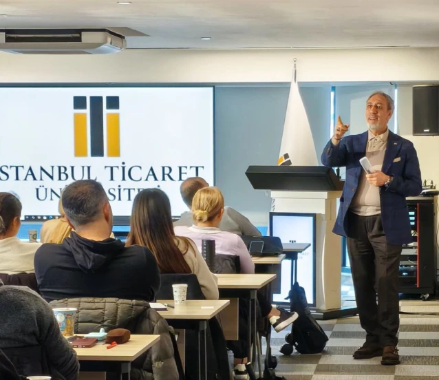 Üniversitede ihracat uzmanlığı eğitim programı
