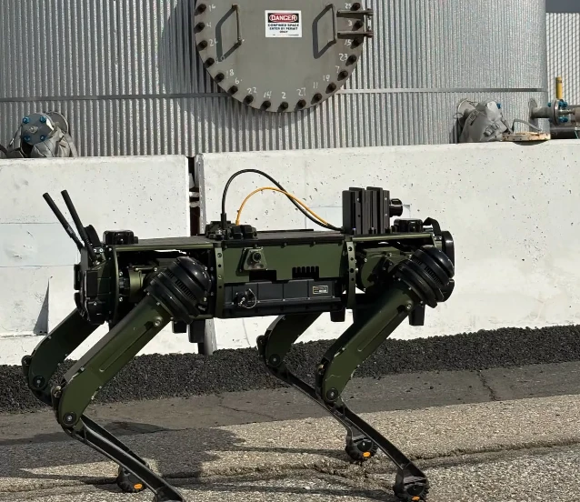 Veri merkezlerinin yeni muhafızları: Dört ayaklı robotlar görevde