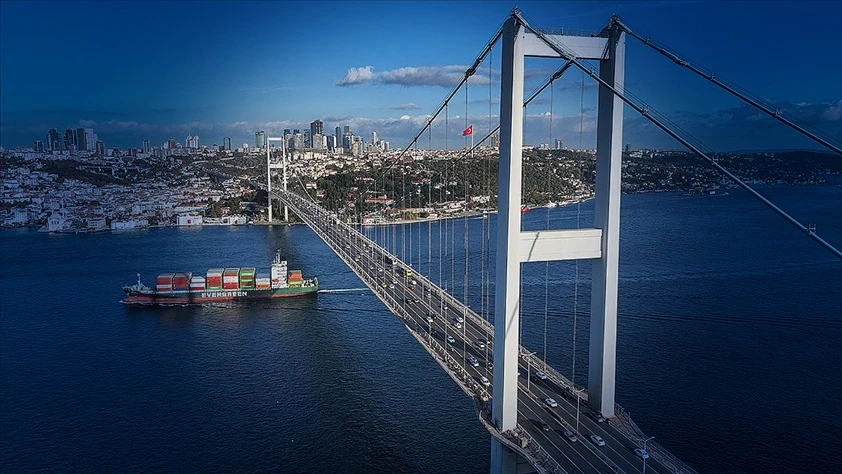 15 Temmuz şehitler köprüsü 52 yaşında: Bugüne kadar 2,7 milyar araç geçti 15 Temmuz şehitler köprüsü 52 yaşında: Bugüne kadar 2,7 milyar araç geçti