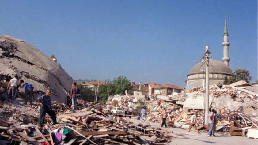 17 Ağustos'un acısı unutulmadı: Üzerinden 26 yıl geçti