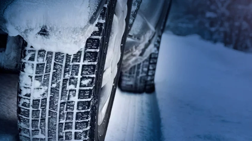 2025-2026 KIŞ LASTİĞİ ZORUNLULUĞU NE ZAMAN?| Kış lastiği takmama cezası belli oldu!