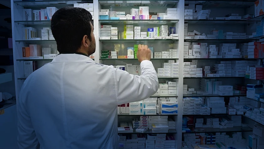 2025 arefe günü eczane, sağlık ocağı çalışma saatleri: Hastaneler açık mı?
