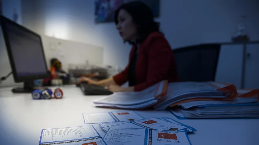 2025 arefe günü noter çalışma saatleri: 5 Haziran 2025 noterler saat kaça kadar açık olacak?