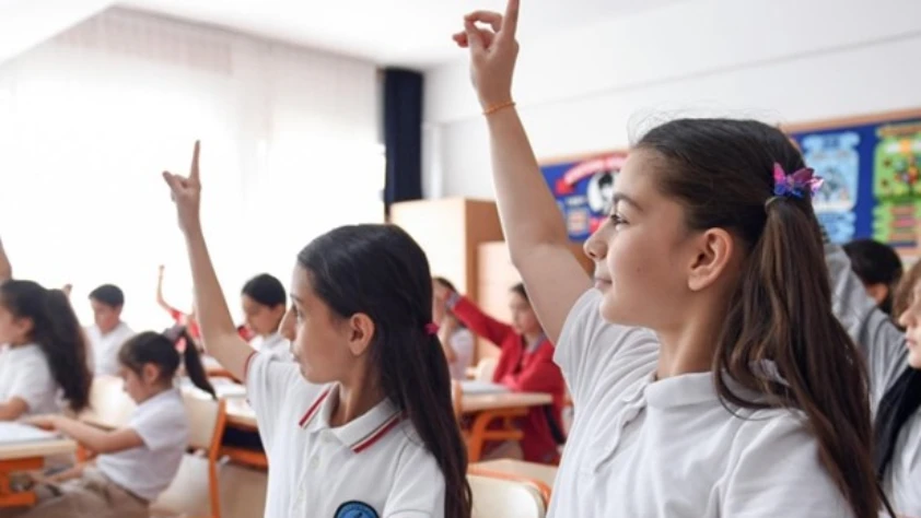 2025 YAZ TATİLİ:  Okullar ne zaman kapanacak, karne günü ne zaman?