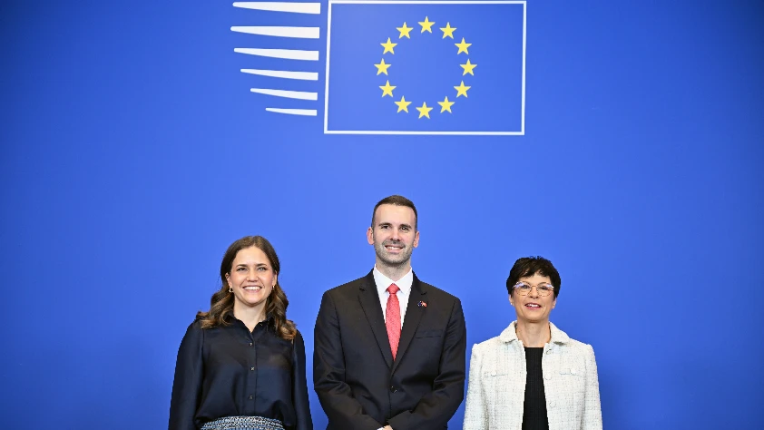 AB ile Karadağ arasında yeni görüşme başladı! Karadağ AB'ye mi giriyor?