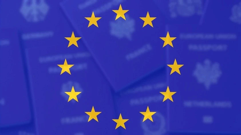 AB kendi vatandaşları için sınır geçişlerini kolaylaştırıyor