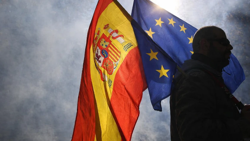 AB uyardı! İspanya dinlemedi: Yürürlüğe girdi