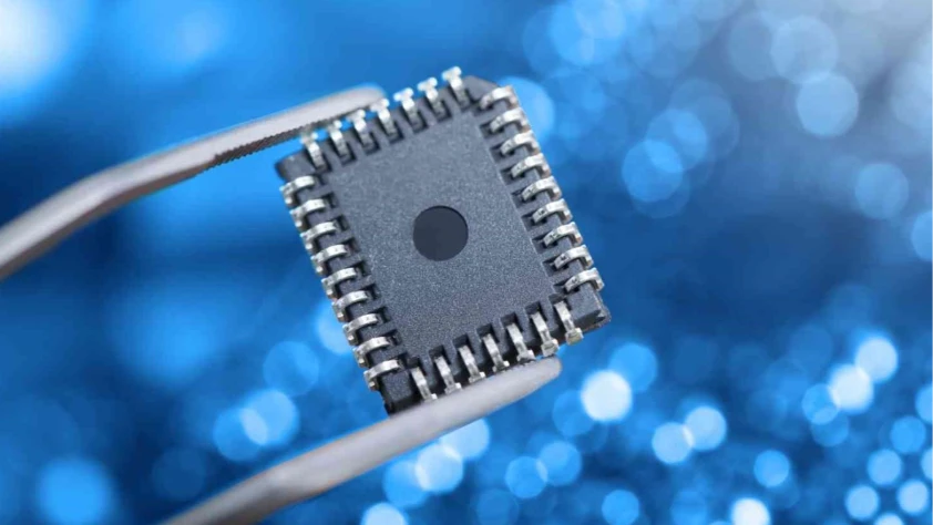 ABD etkili oldu: Çin'in en büyük çip üreticisinden yeni karar!