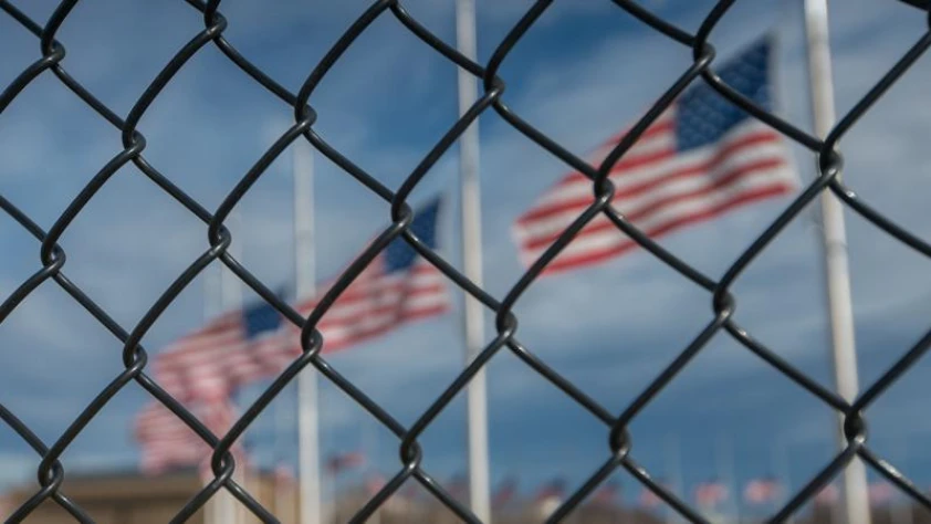 ABD, tüm iltica taleplerini durdurdu