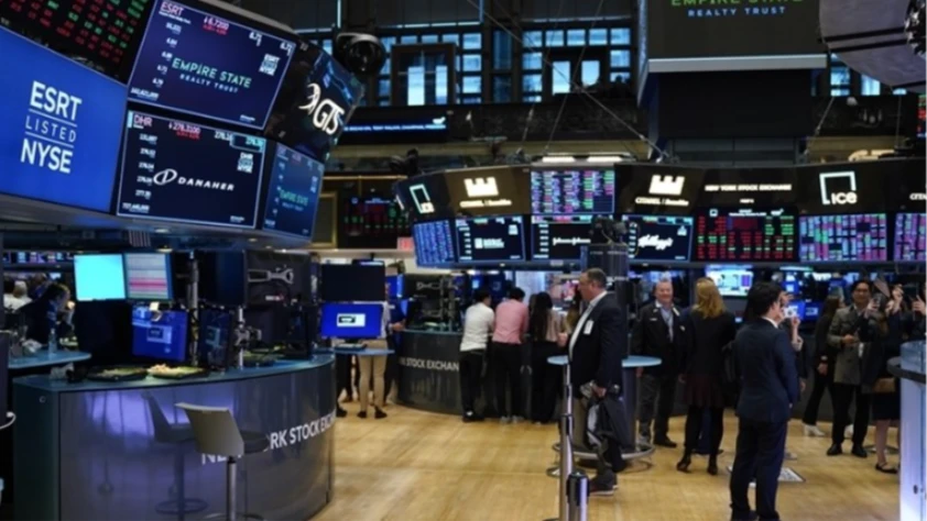ABD'de hükümetin kapanmasının ardından New York borsası düşüşle açıldı