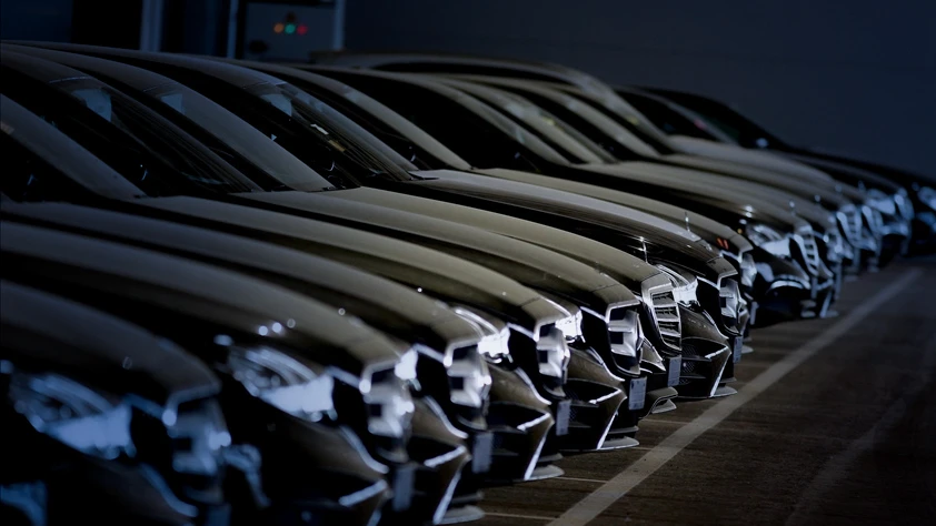 AB'de yeni otomobil satışları yükseldi: Geçen yıl 10,8 milyonu aştı