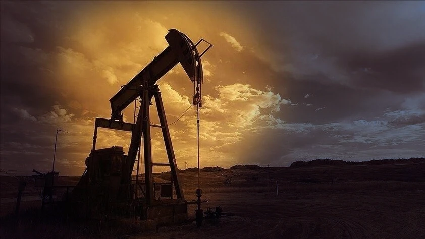 ABD’nin ham petrol stoklarında sert düşüş: 8,3 milyon varil azaldı