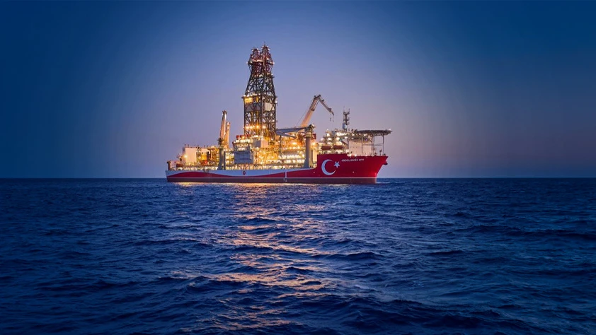 Abdülhamid Han gemisi yeni görevine başladı: Karadeniz'de yılın ilk sondajı