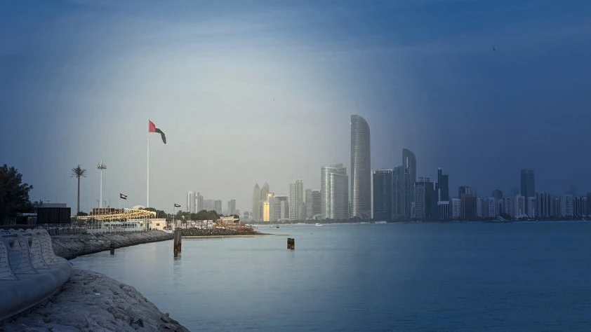 Abu Dabi'de füze saldırısı: Düşen şarapnel can kaybına yol açtı