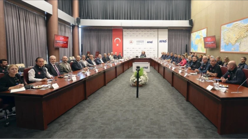 AFAD Deprem Bilim Kurulu Toplantısı düzenledi AFAD Deprem Bilim Kurulu Toplantısı düzenledi
