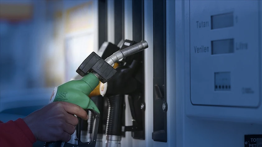 Akaryakıtta son durum: Benzin fiyatları motorin fiyatlarına zam ya da indirim var mı?