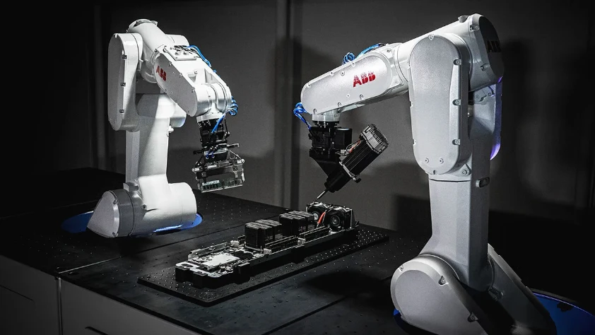 Akıllı robotlarla milyar dolarlık geri dönüşüm