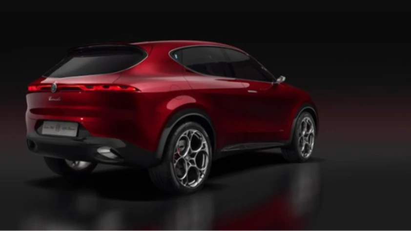 Alfa Romeo sınırlı sayıda üretilecek iki yeni modelini tanıttı!