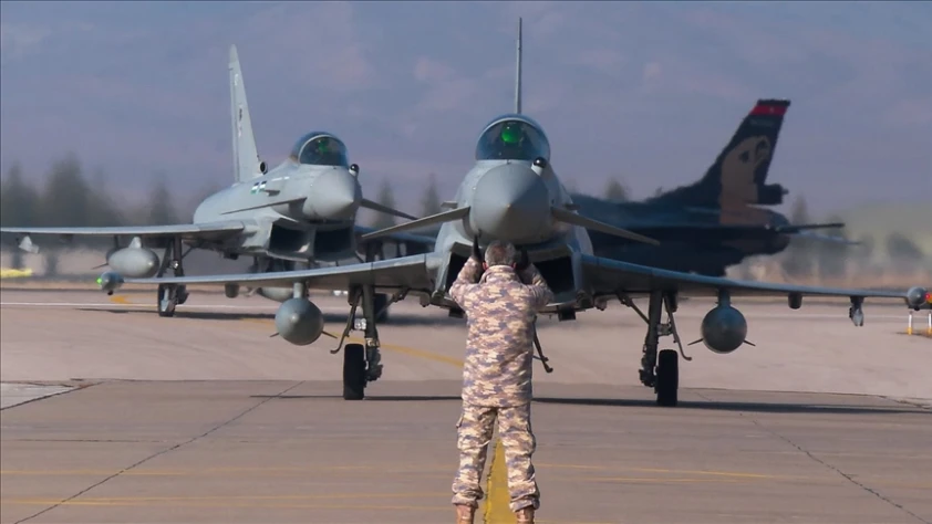 Alman bakan tarih verdi: Eurofighter'da imzalar bu yıl atılabilir?