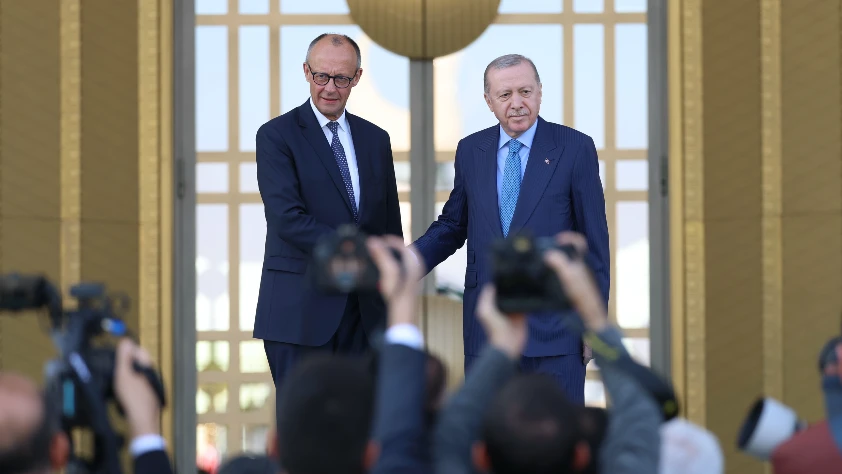 Almanya Başbakanı Merz'den açıklama: Türkiye'yi AB'de görmek istiyoruz Almanya Başbakanı Merz'den açıklama: Türkiye'yi AB'de görmek istiyoruz