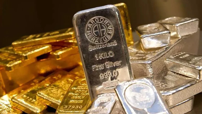 Altın ve gümüş toparlandı: Sert satış sonrası gözler 2026 beklentilerine çevrildi