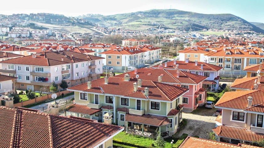Altından çıkan gayrimenkule yöneldi