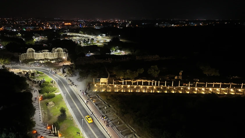 Antalya'daki antik kentler gece müzeciliğiyle canlandı