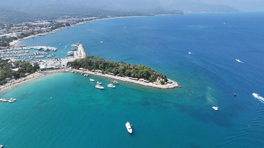 Antalya'ya 8 ayda gelen turist sayısı 12 milyona yaklaştı