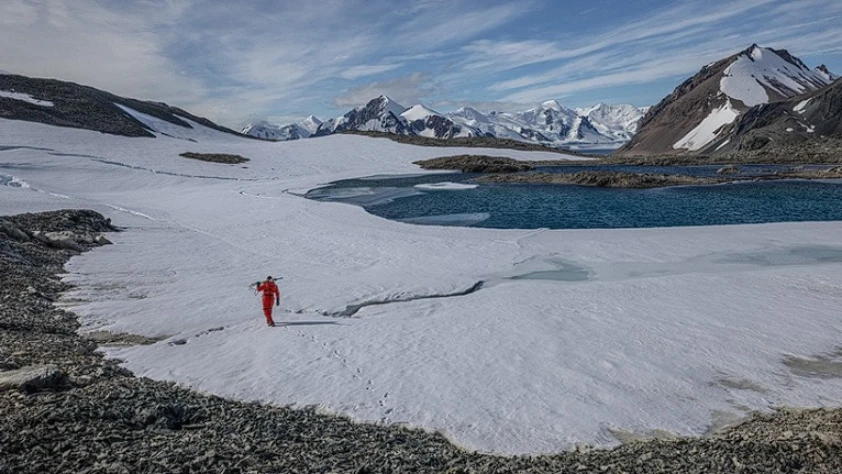 Antarktika’da göl ve deniz ekosistemleri üzerine çok disiplinli çalışma