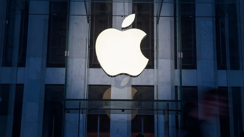 Apple'dan tarihi zirve: Piyasa değeri ilk kez 4 trilyon doları gördü Apple'dan tarihi zirve: Piyasa değeri ilk kez 4 trilyon doları gördü
