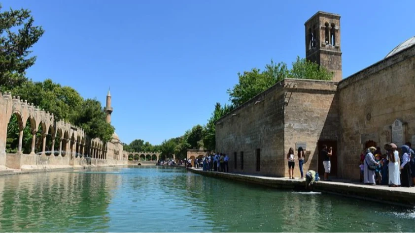 Ara tatil başladı! Balıklıgöl'de yoğunluk sürüyor