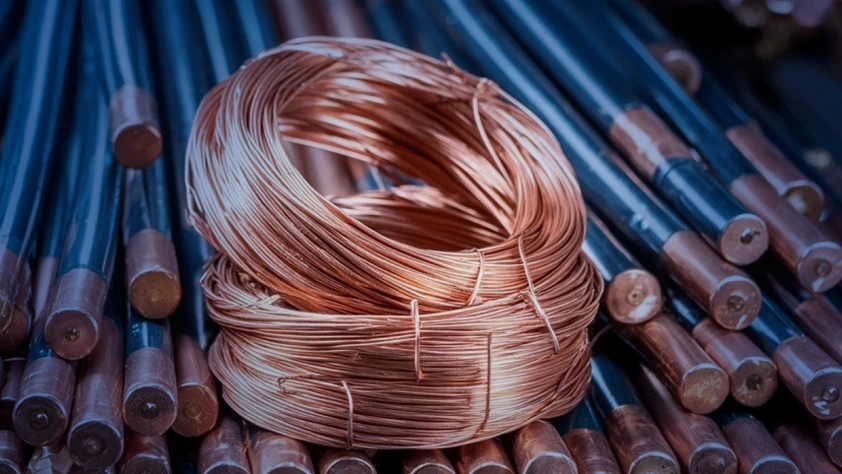 Arz endişesi yetmedi: Bakırda stoklar ralliyi frenledi