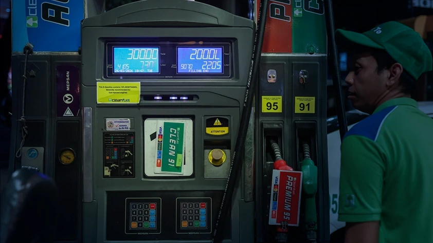 Asya'da enerji krizi: Hürmüz blokajı ülkeleri acil önlemlere zorladı