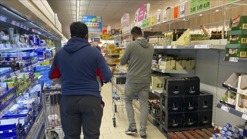 Avro Bölgesi'nde perakende satışlar beklenenden yüksek geldi