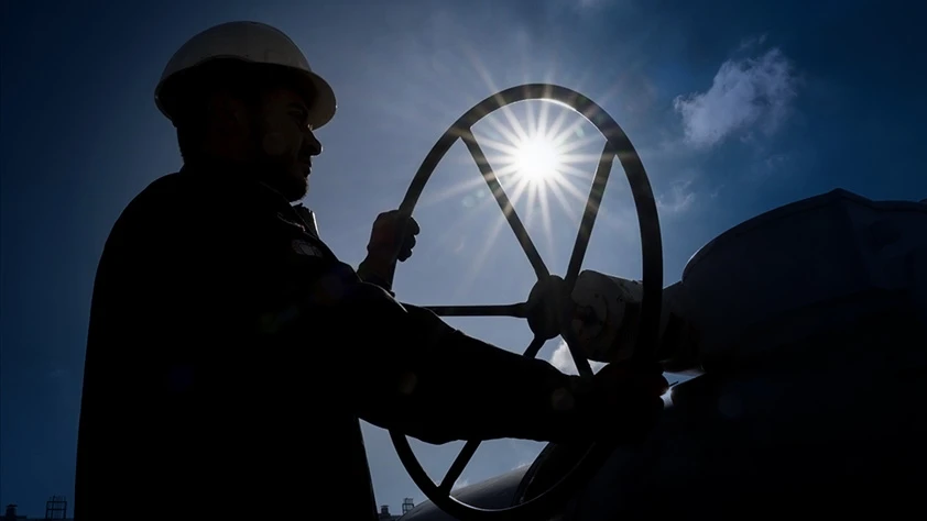 Avrupa’da enerji krizi: Hürmüz blokajı üretim maliyetlerini zirveye taşıdı