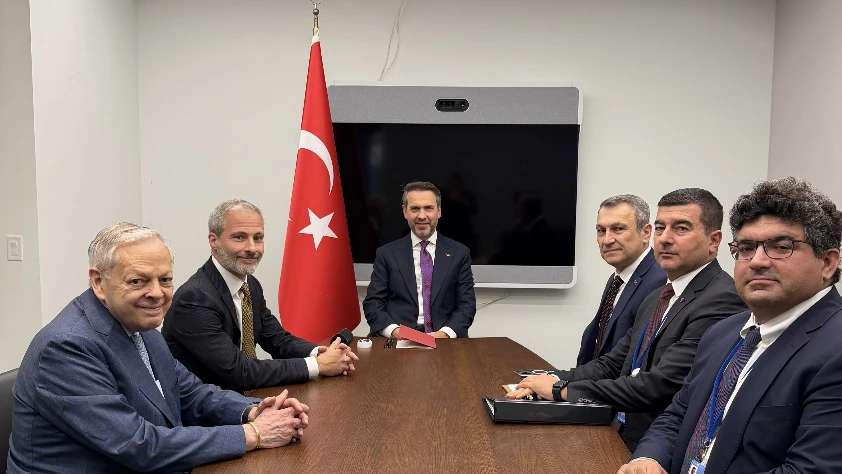 Bakan Bayraktar New York’ta temaslarda bulundu! Enerji ve finans temsilcileriyle iş birliği gündeme geldi