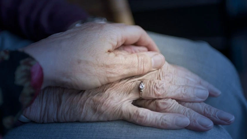 Bakan Işıkhan açıkladı: Uzun süreli yaşlı bakım sigortası geliyor