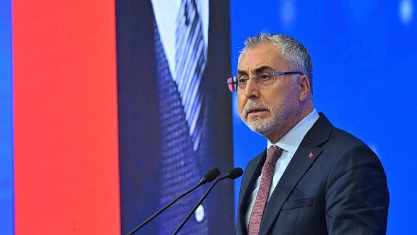 Bakan Işıkhan: İlaca ve tedavi yöntemlerine erişimi kolaylaştırdık