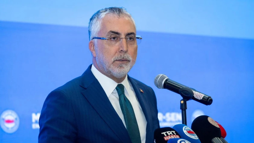 Bakan Işıkhan: Kayıtlı kadın istihdamının teşvik edilmesi için çalışmalarımızı sürdüreceğiz